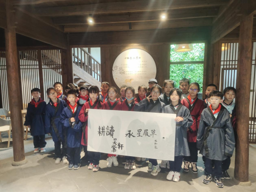 雙減下 諸暨這所學校開啟“神奇校車之旅”