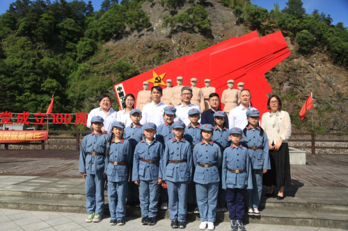 雙減下 諸暨這所學校開啟“神奇校車之旅”