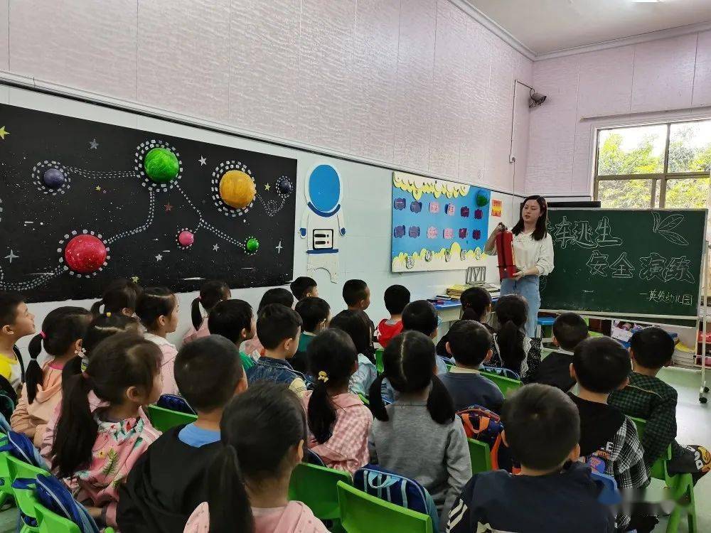 校車安全，用心守護