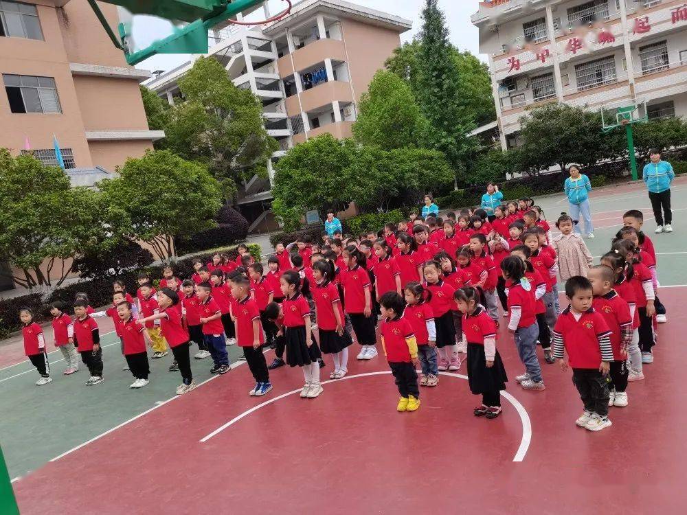 校車安全，用心守護