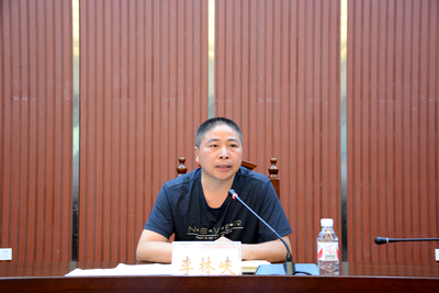 忠縣教委召開全縣5月校車安全管理培訓工作例會