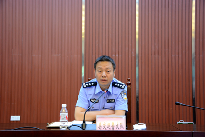 忠縣教委召開全縣5月校車安全管理培訓工作例會