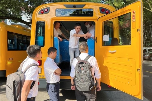 一起向未來(lái)丨歐輝校車筑夢(mèng)護(hù)航，助力華東區(qū)域孩童健康出行