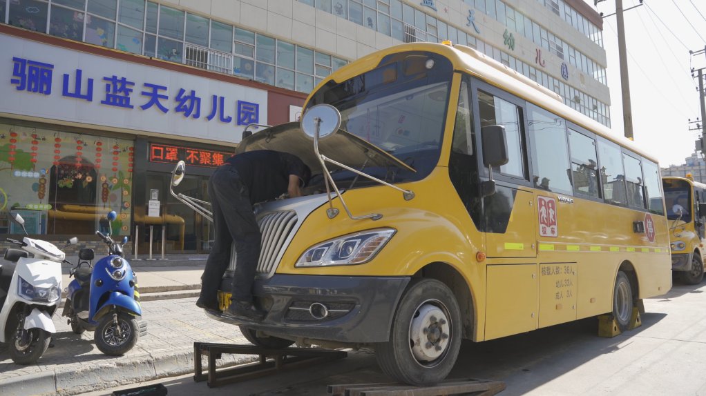 “一鍵清空”服務難題，臨潼校車用戶點贊宇通“巡回直服”