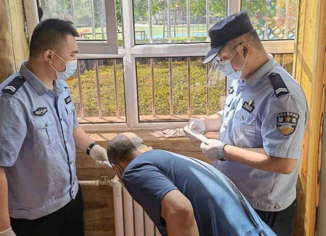 專項治理 | 嚴(yán)把校車安全關(guān)，突擊尿檢防毒駕