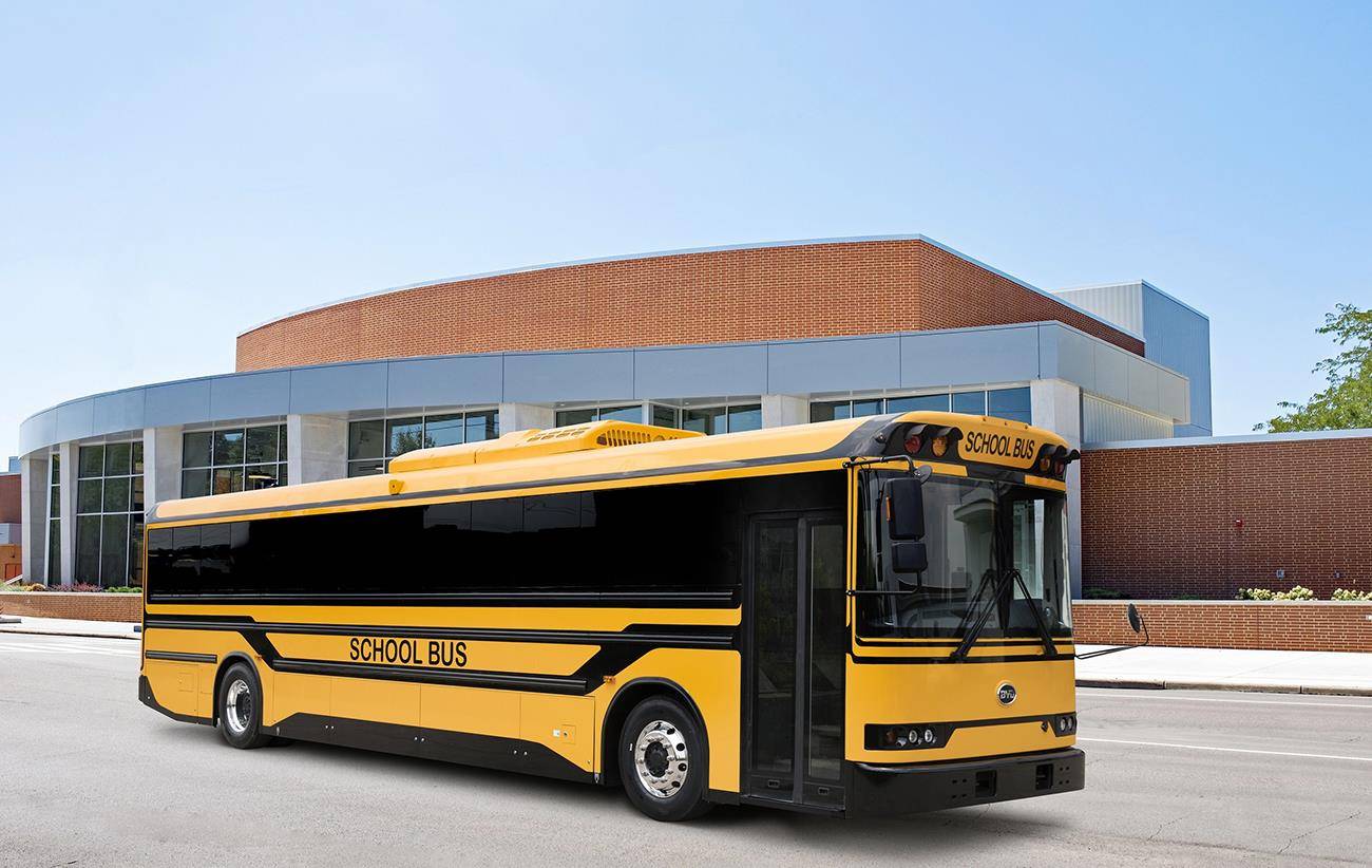 比亞迪打造的洛杉磯校車，外觀很霸氣，續(xù)航250公里，84座