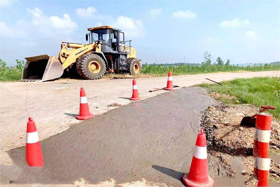 西洞庭開展校車線路隱患排查整改工作