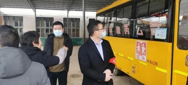 蘆洪市鎮(zhèn)：開展校車安全聯(lián)合專項檢查 筑牢校園平安路