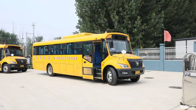 保障校車(chē)安全 護(hù)航孩子成長(zhǎng)