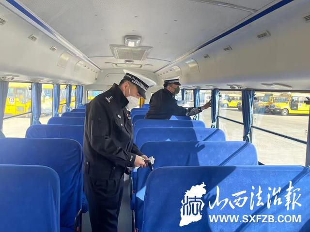 大同交警六大隊(duì)深入校車企業(yè)開展安全教育活動(dòng)