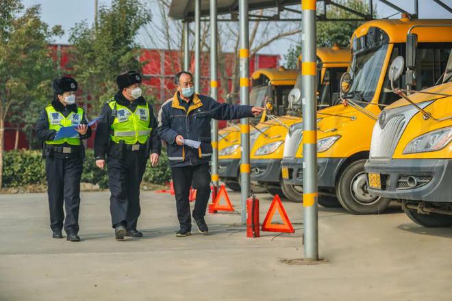【豫筑平安】護校安園，河南交警在行動！