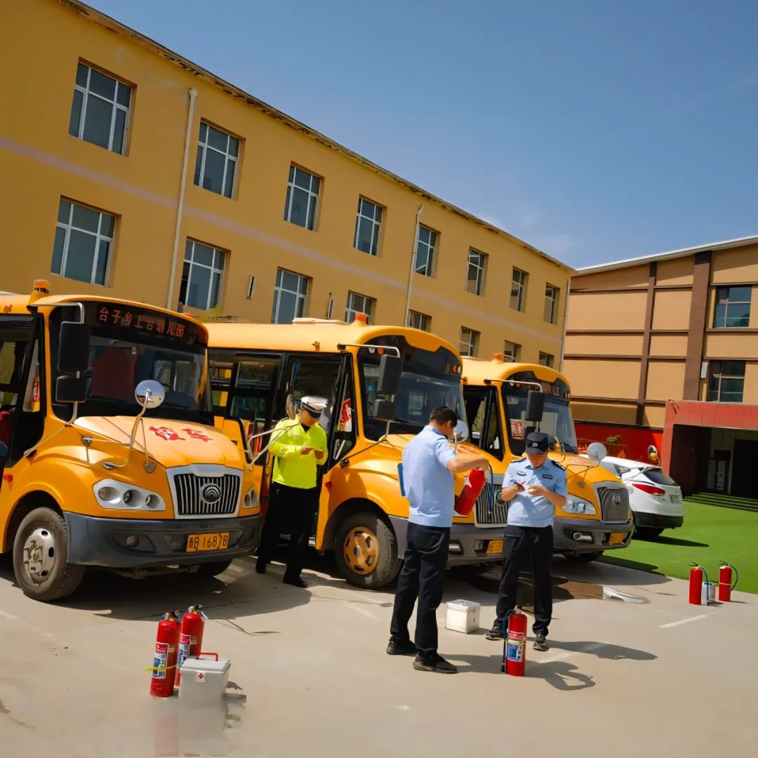 扎實開展校車安全專項檢查 筑牢幼兒交通安全防線