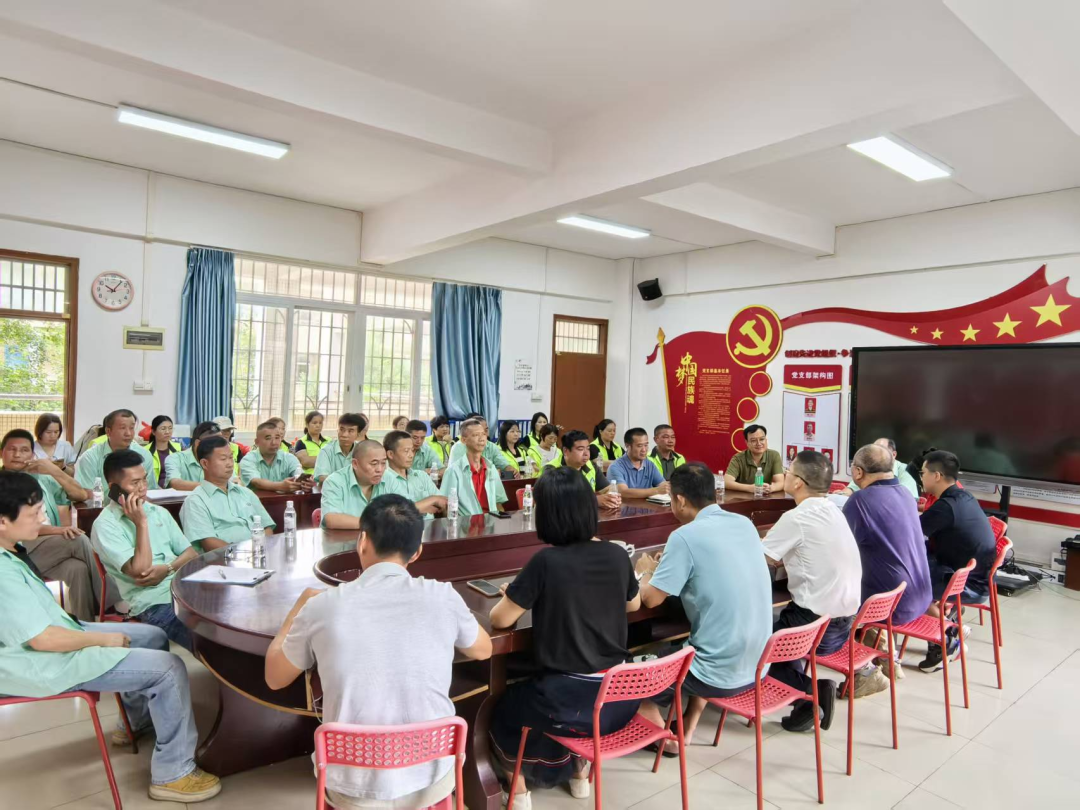 新學(xué)期，佛汽校車準(zhǔn)備好了！