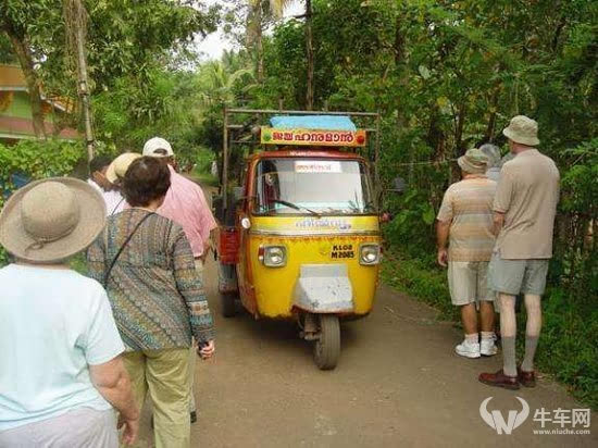 別人家校車好牛 知足吧俺都沒坐過校車