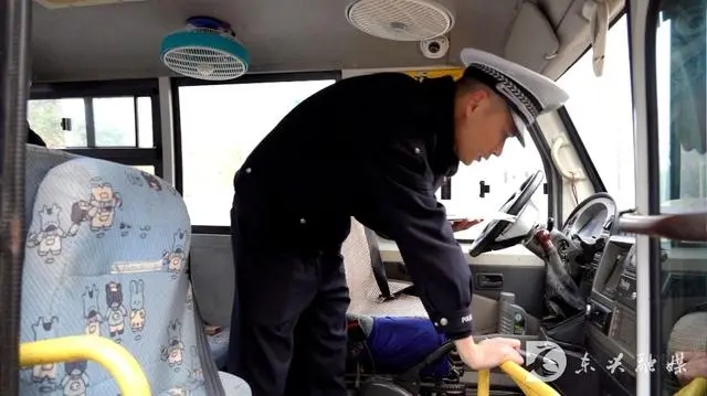 校車“大體檢” 安全迎開學