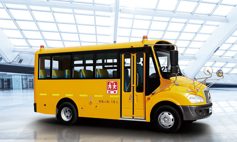 淺談整治校車，加強校園周邊安全管理