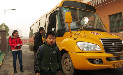 從武漢格魯伯實驗學校校車使用看校車未來發展————武漢校車采購市場狀況調研記