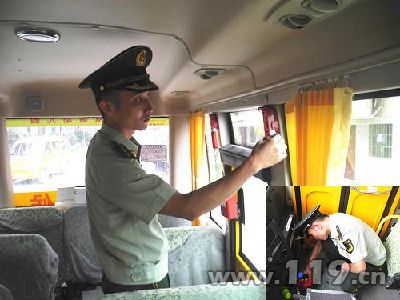 幼兒園校車“大體檢”提高消防安全水平