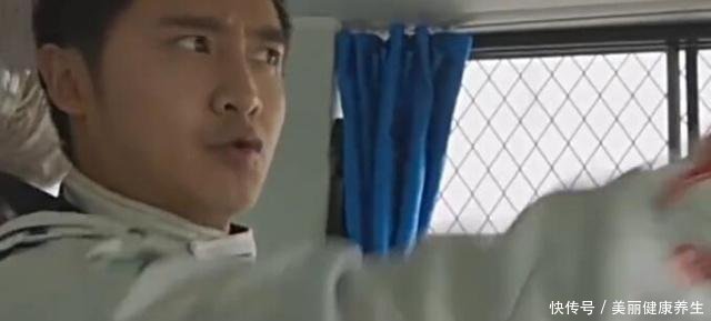 中國制造厲害了！國產校車暴力碰撞實驗，家長看完放心了