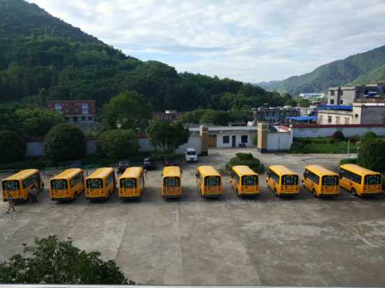 智慧校車讓每個孩子平安回家