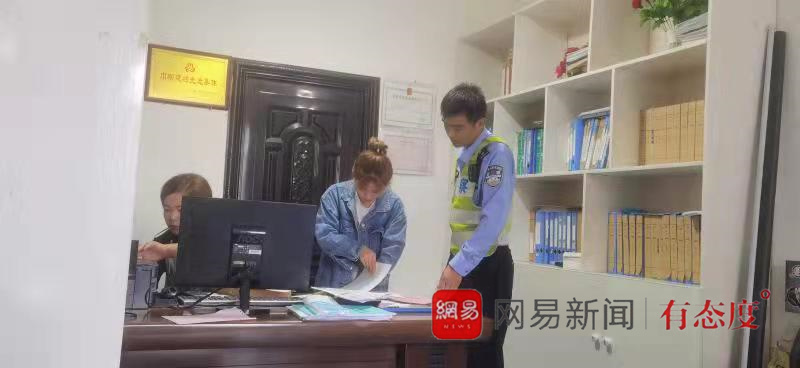 情系眾多莘莘學(xué)子 守護(hù)校園交通安全