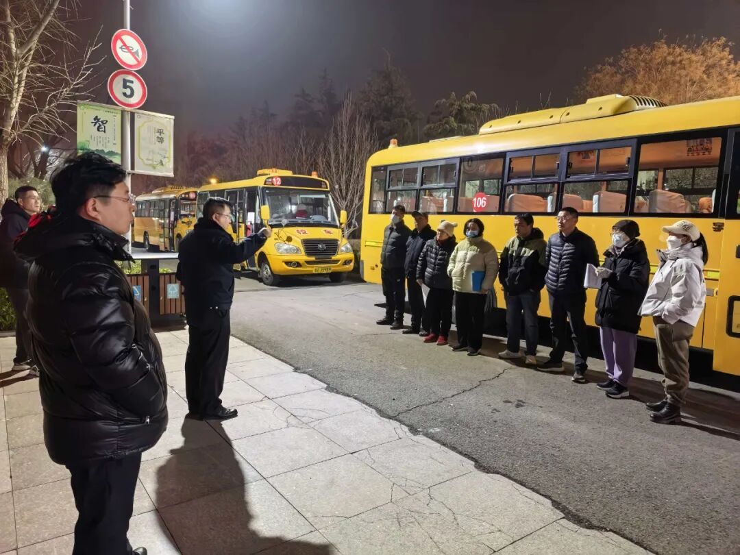 人文關懷|暖心校車進校園 鋪就平安求學路