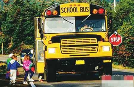 堪比裝甲車 盤點國外“最牛”的校車