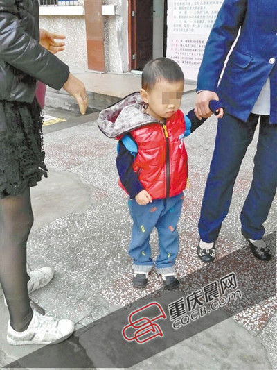 兩歲娃被送錯校車