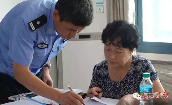 警民配合共同保障幼兒園校車安全運營