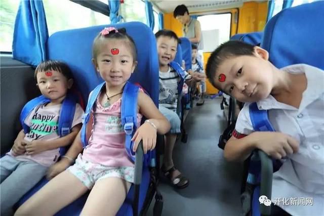 “長鼻子”新校車登陸浙江開化