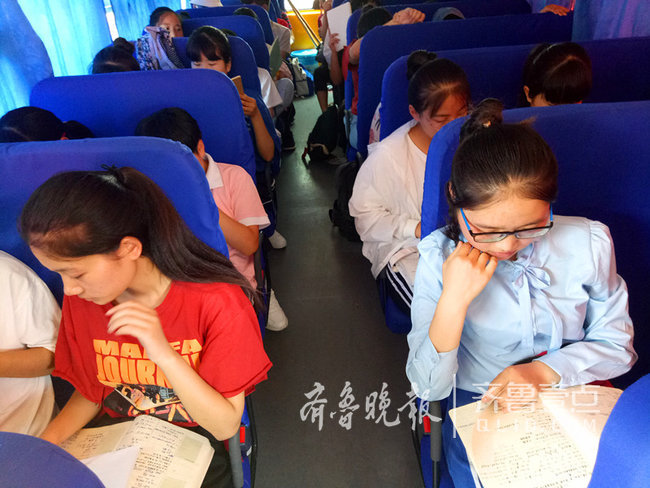 高考后續(xù)：接送考生、供考生午休，菏澤愛心校車引發(fā)市民點贊