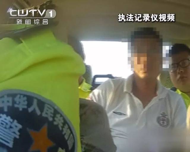 可惡！菏澤一校車司機竟然醉駕載學生上路！重罰入獄，終身禁駕營運車輛！