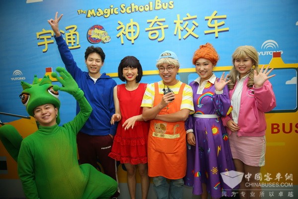 以安全品質占領教育高地 宇通“神奇校車”進京城