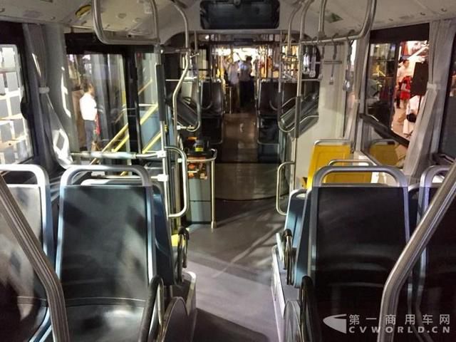 智能化與高端化產品亮相 宇通打響道路運輸第一槍