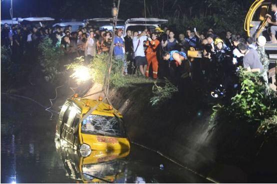 校車安全知識(shí)，小朋友乘坐校車要注意什么？