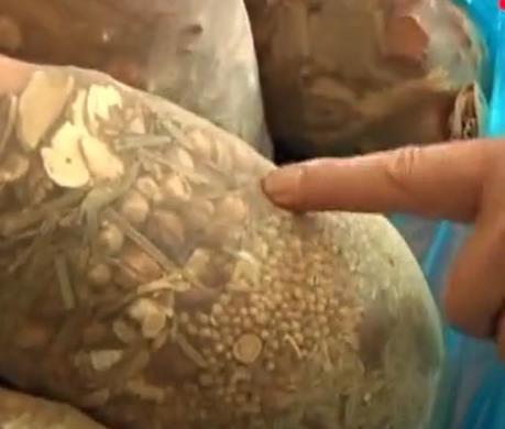 只因每天都吃同一家面條 校車司機被檢測疑似吸毒 警方介入調查