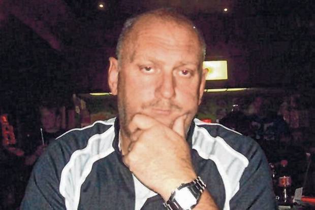 令人氣憤，戀童癖被定罪后竟仍被允許開校車