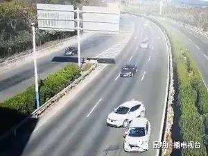 昆石高速公路倒車致7人受傷4車受損，只罰400元扣18分？