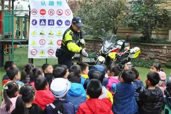 “走進警營·驍騎印象”