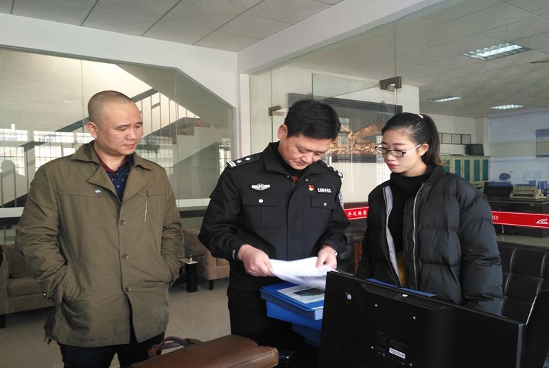 常德柳葉湖交警：深入校車公司督導檢查安全生產工作