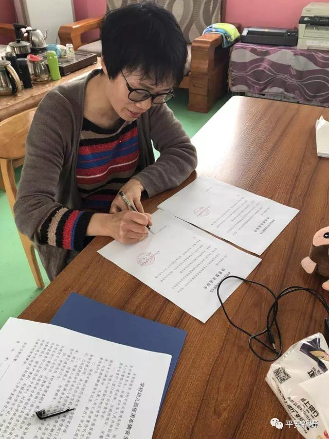 新野公安：交警大隊(duì)組織開展校車安全隱患排查整治行動