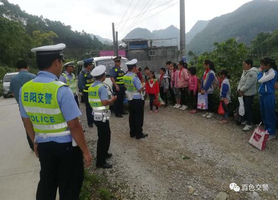 守護！莫讓“黑校車”傷害孩子的出行安全