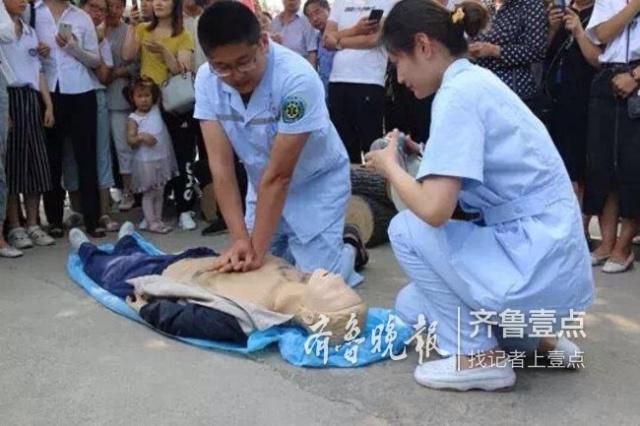 魚臺校車與貨車相撞起火？原來是場應(yīng)急演練