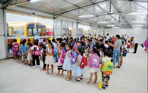 【實例】如何用41臺校車接送50000名學生？