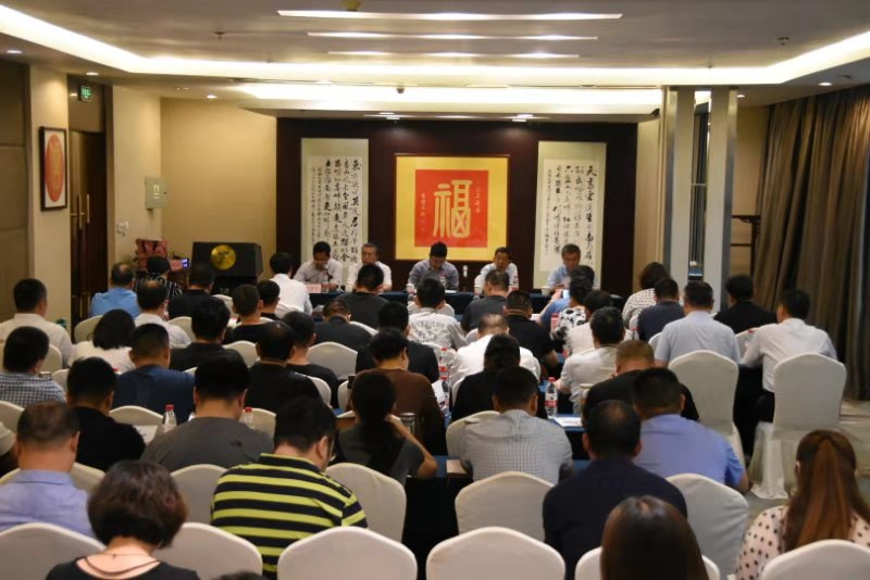 研學(xué)成趨勢(shì) 旅游及校車市場(chǎng)迎“利好”