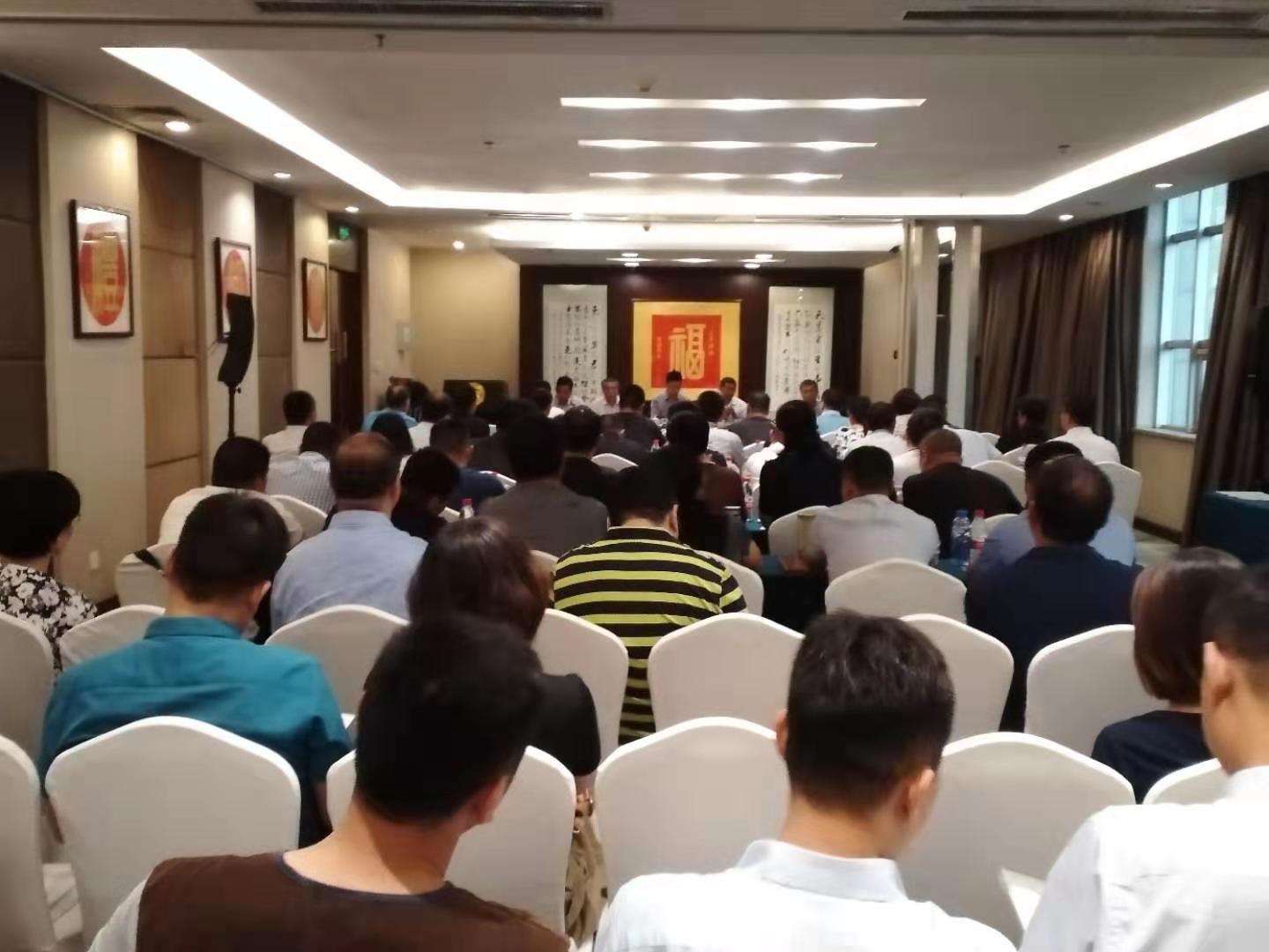 研學(xué)成趨勢(shì) 旅游及校車市場(chǎng)迎“利好”