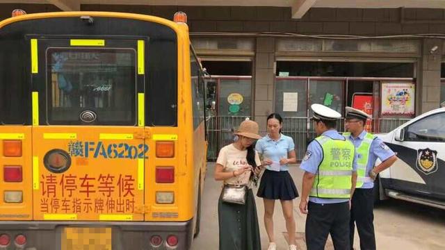 開學季、安全季， 撫州公安交警二大隊河西中隊開展校車安全隱患清零行動