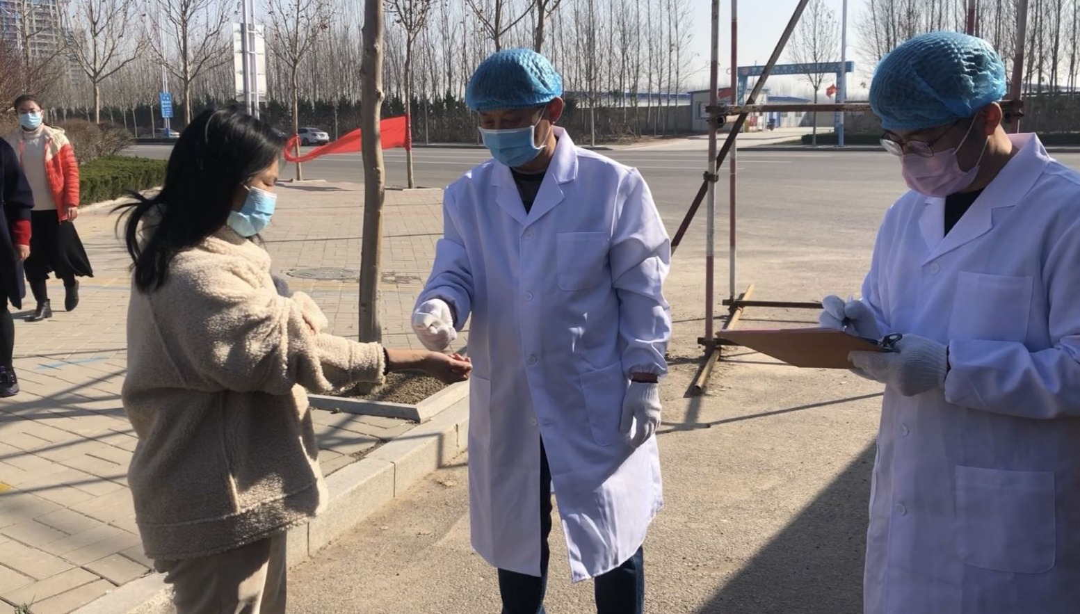 部門、校企聯(lián)動(dòng)實(shí)景模擬，校車安全早準(zhǔn)備！