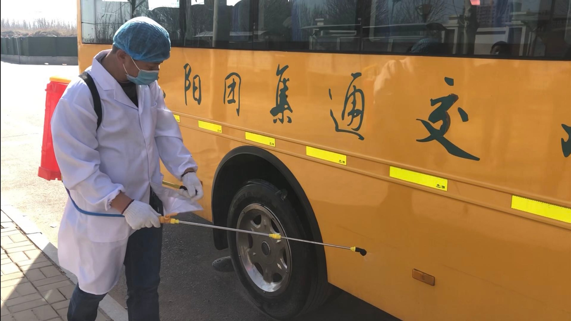 部門、校企聯(lián)動(dòng)實(shí)景模擬，校車安全早準(zhǔn)備！