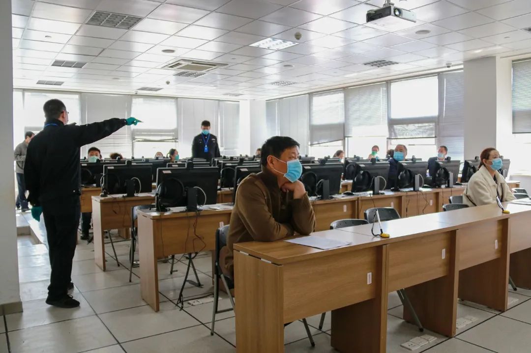 園區警方啟動重點運輸企業及校車駕駛人現場審驗教育學習專場服務